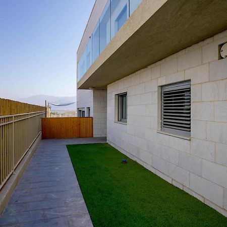 Yalarent Morning Star-Garden With Private Pool Lägenhet Eilat Exteriör bild